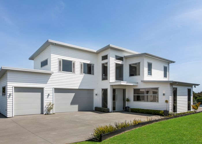  at 828 Redoubt Road, Flat Bush, Auckland