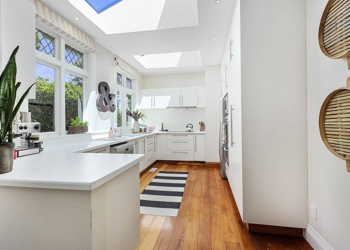  at 14 Izard Road, Khandallah, Wellington