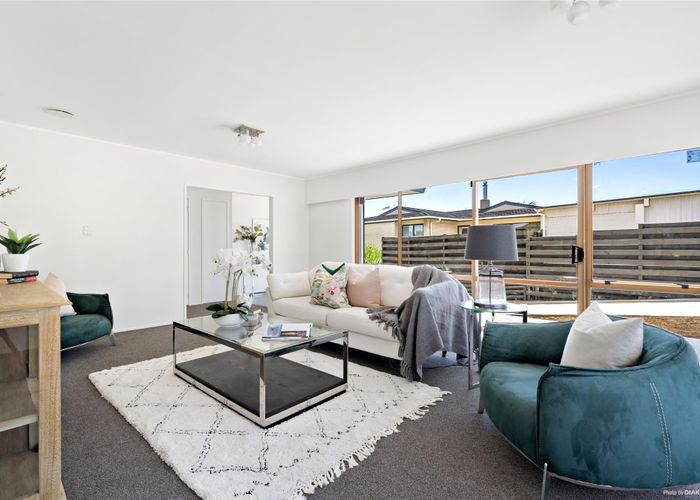  at 71 Prince Regent Drive, Half Moon Bay, Auckland