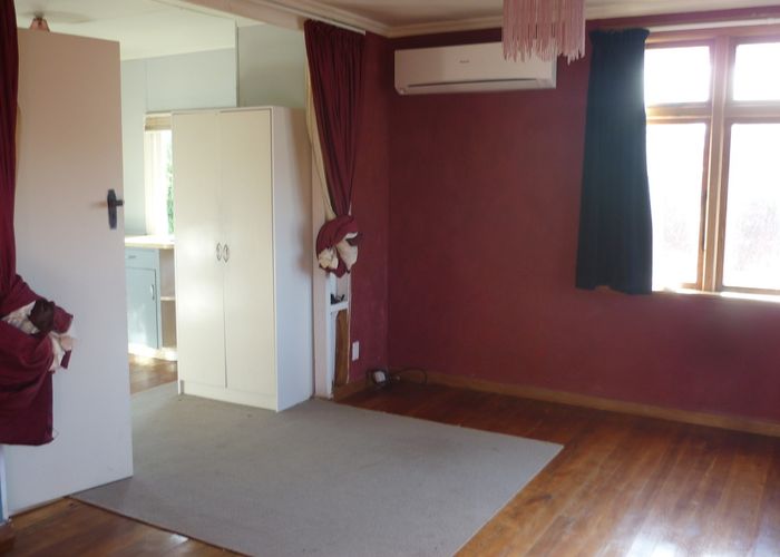  at 9 Wells Street, Brighton, Dunedin