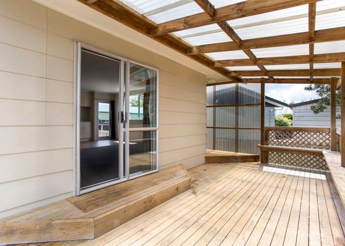  at 2/14 Te Moau Avenue, Parakai, Helensville