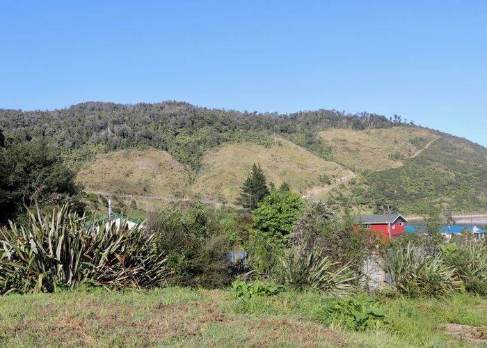  at 18 Horncastle Crescent, Little Wanganui