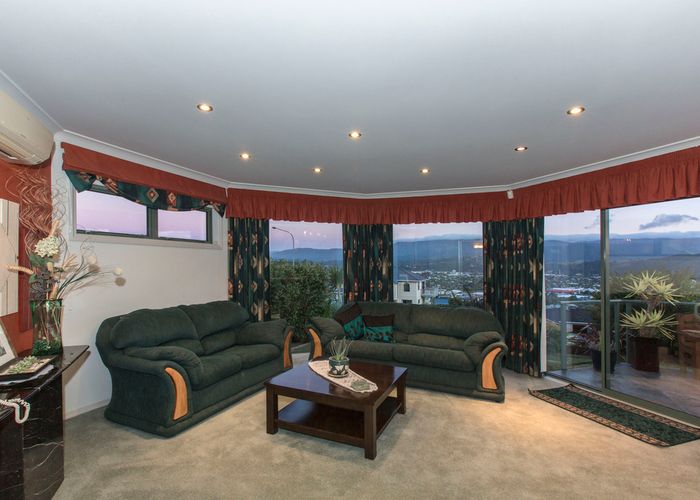  at 9 Garrett Place, Riverstone Terraces, Upper Hutt