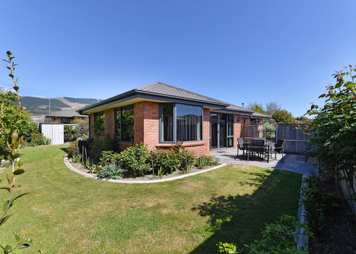  at 12 Astelia Place, Richmond