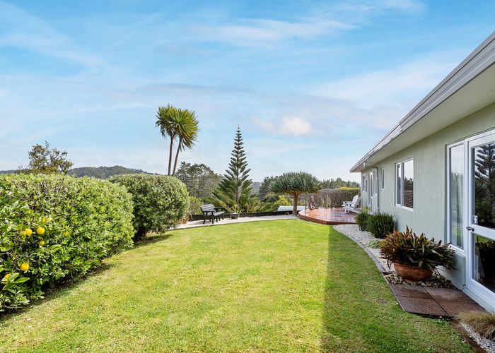  at 62 Christian Road, Swanson, Auckland