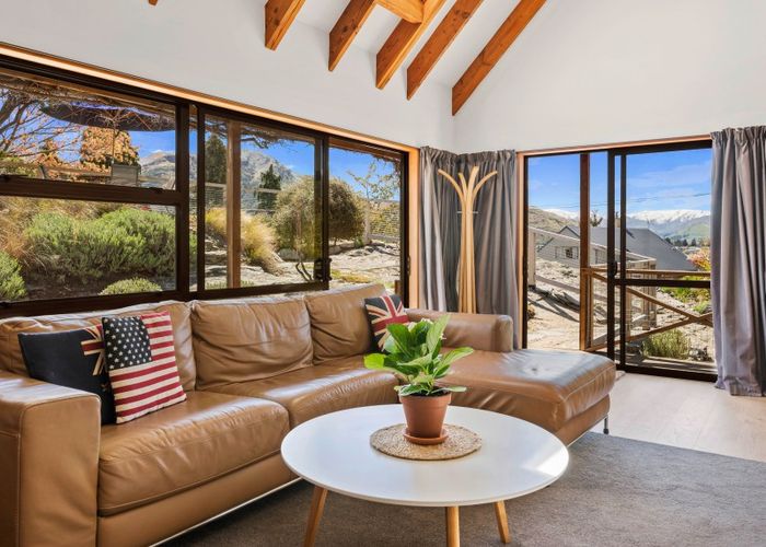  at 194 Peninsula Road, Kawarau Falls, Queenstown