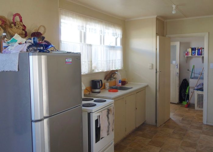  at 27 Tennyson Road, Enderley, Hamilton