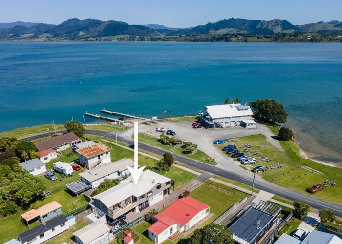  at 27 Pio Road, Bowentown, Waihi Beach