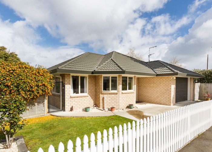  at 2A Belfast Place, Roslyn, Palmerston North