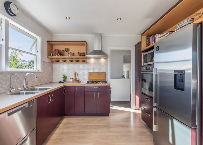  at 76 Vandeleur Avenue, Birkdale, Auckland