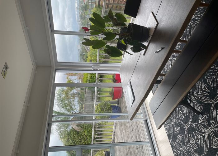  at 4 Grenada Avenue, Forrest Hill, Auckland