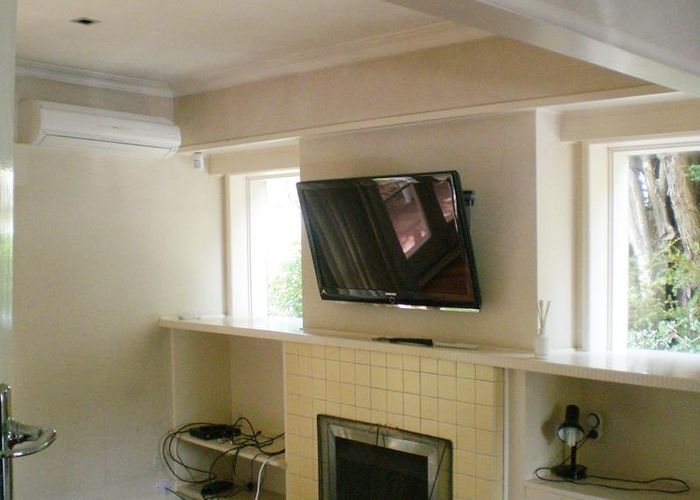  at 1/52 View Road, Mount Eden, Auckland