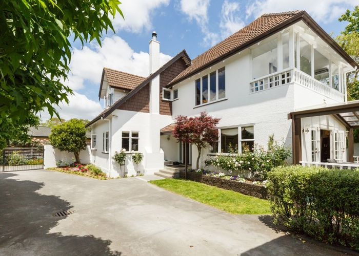  at 412 Ruahine Street, Terrace End, Palmerston North