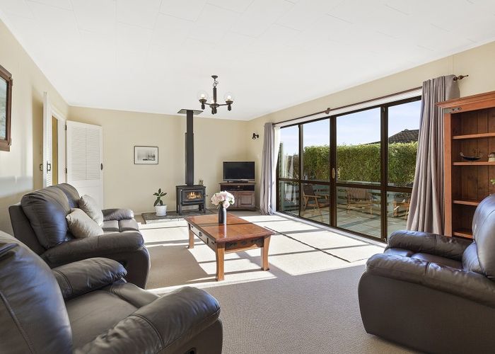  at 59 Stewart Drive, Newlands, Wellington