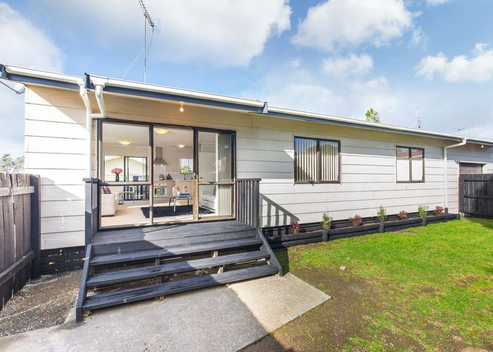  at 1/46 Shifnal Drive, Randwick Park, Auckland