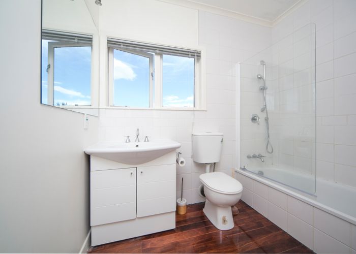  at 81 Carlton Street, Hillsborough, Auckland