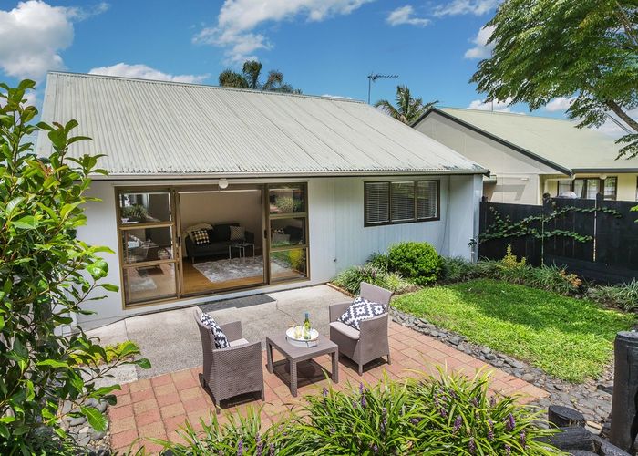  at 6B/18 Cranbrook Place, Glendowie, Auckland