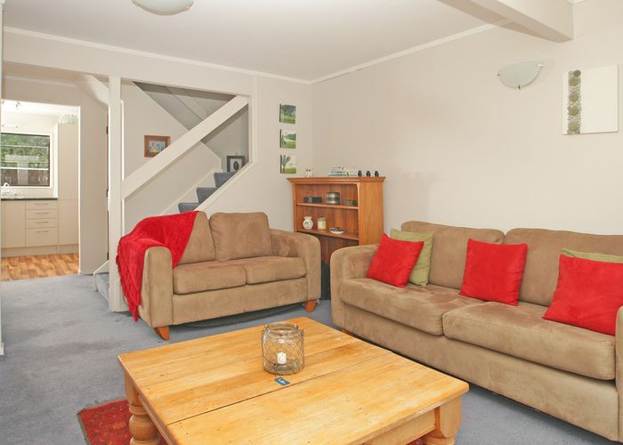  at 9/50 Darlington Road, Miramar, Wellington