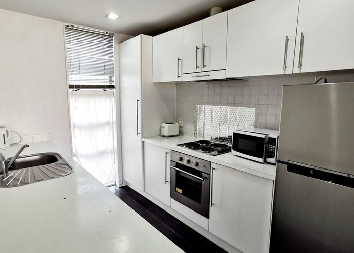  at 2B/56 Liverpool Street, Auckland Central, Auckland