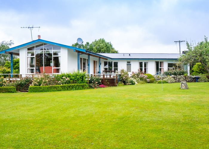  at 65 Ribbonwood Road, Geraldine Downs