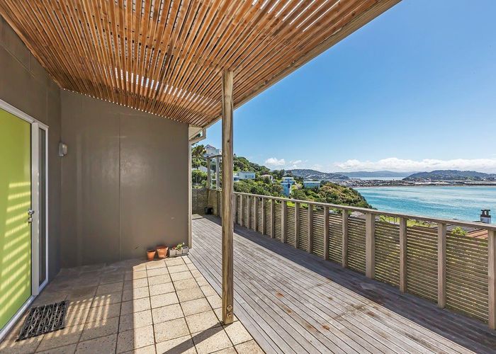  at 15A Hungerford Road, Lyall Bay, Wellington