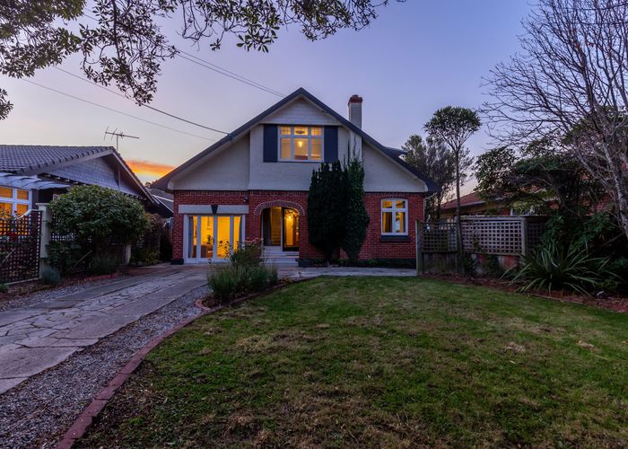 Free property data for 24 Bedford Street, Saint Clair, Dunedin homes