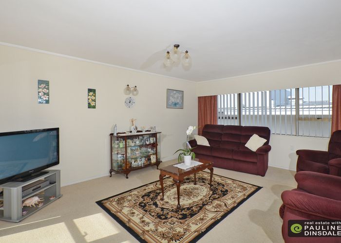  at 27 Kamo Road, Regent, Whangārei