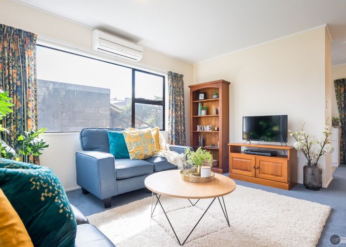  at 2/71 Walters Street, Avalon, Lower Hutt