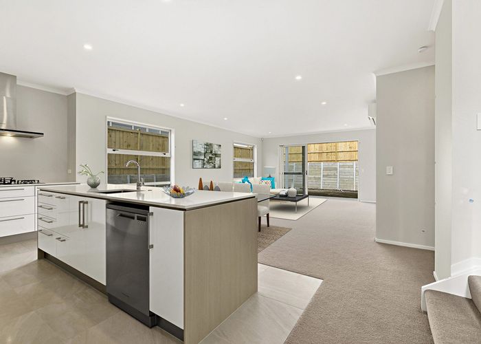  at 3 Iron Lane, Red Beach, Red Beach