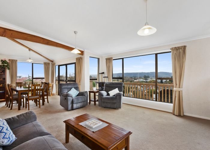 at 41 Braeside, Kinmont Park, Mosgiel