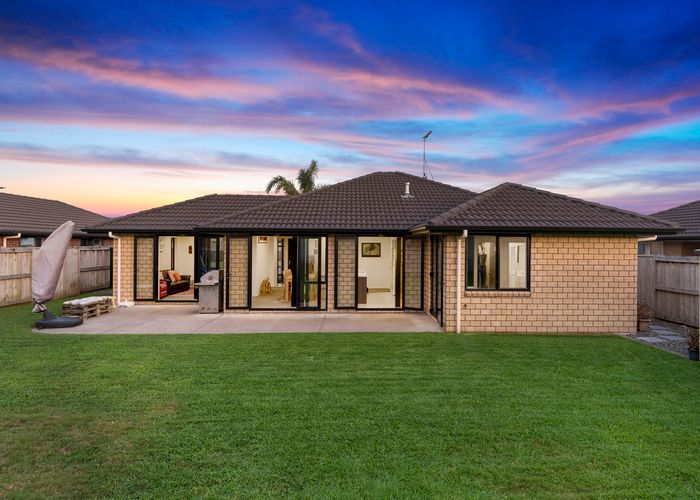  at 72 Carrington Drive, Papamoa Beach, Papamoa