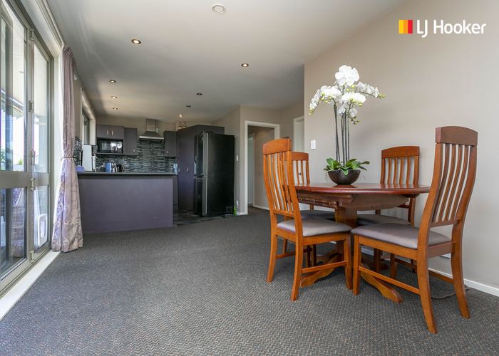  at 14 Moss Street, Portobello, Dunedin