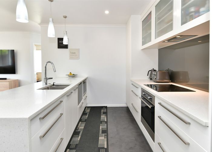  at 39 Chic Gardens, Parakai, Helensville
