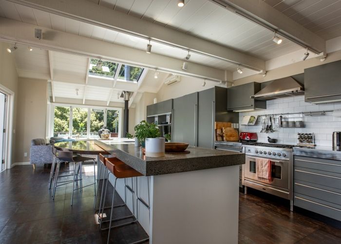  at 24 Richmond Road, Mahina Bay, Lower Hutt