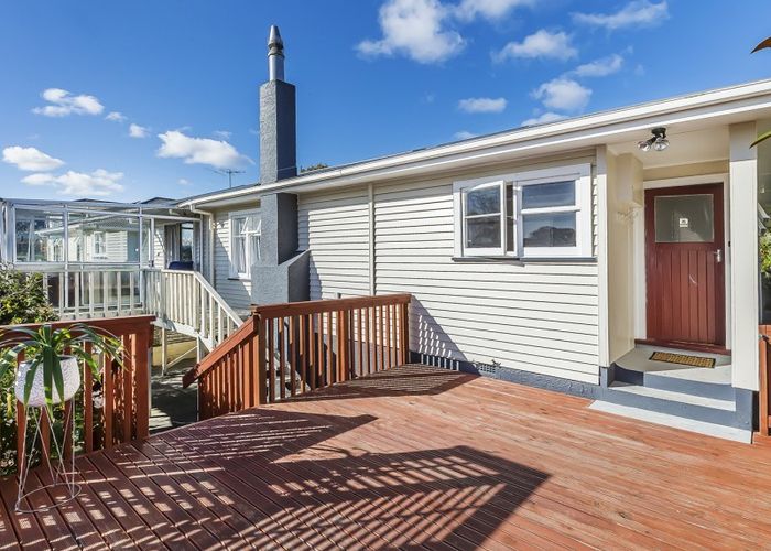  at 97 Bell Street, Tawa, Wellington