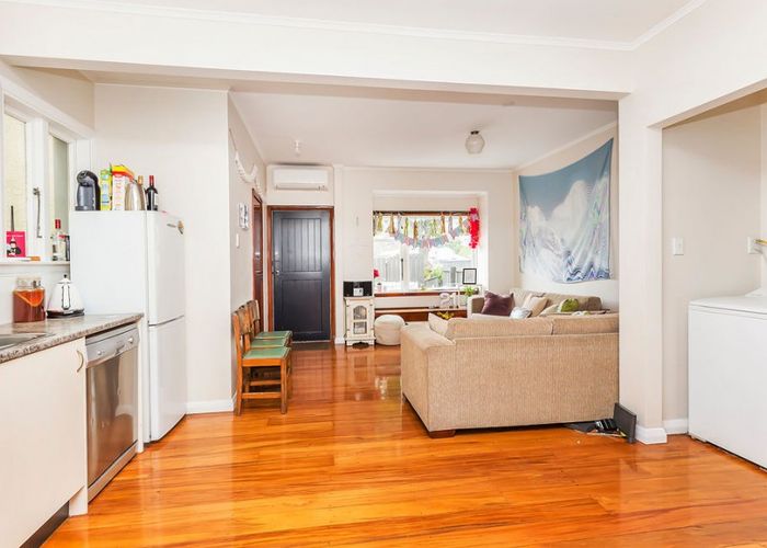  at 77 Pirie Street, Mount Victoria, Wellington