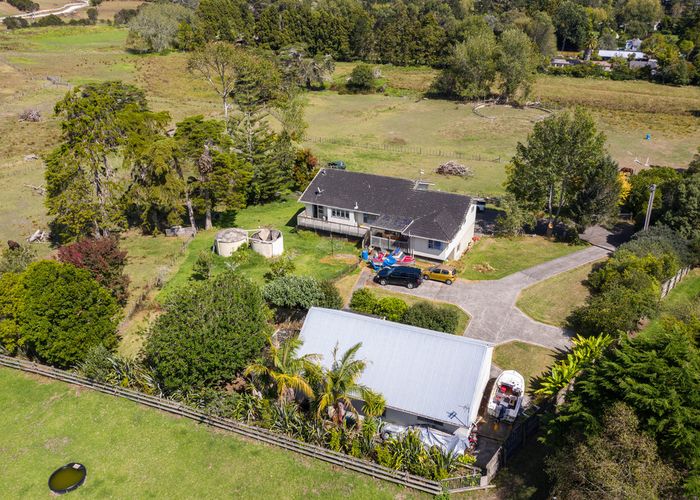  at 61 Taupaki Road, Henderson
