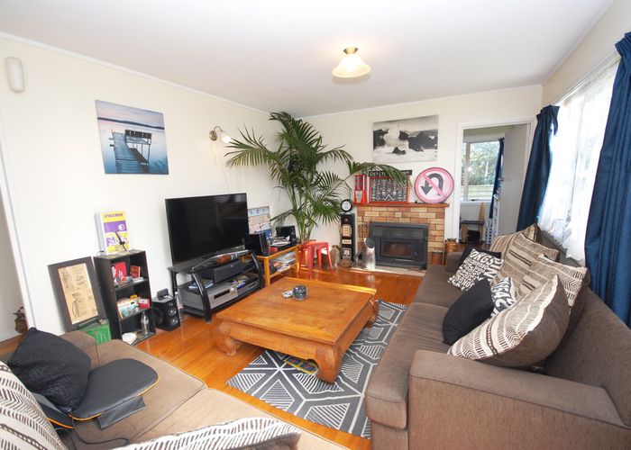  at 246 East Coast Road, Forrest Hill, Auckland