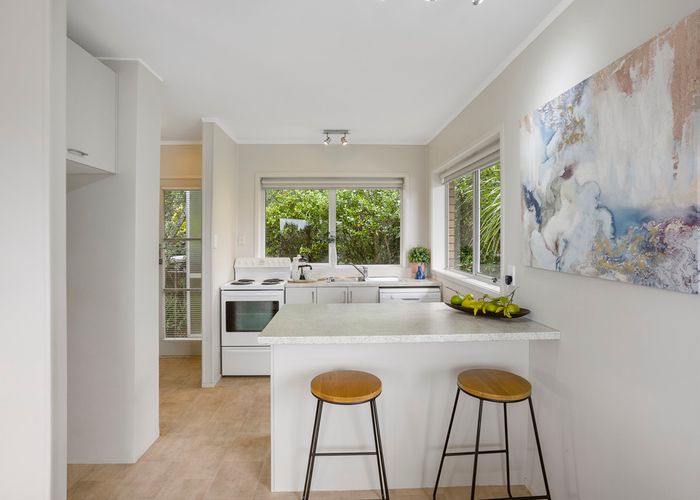  at 1/3 Bryers Place, Bayview, Auckland