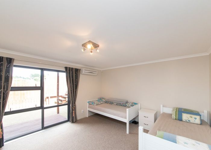  at 7 Ruapehu Drive, Fitzherbert, Palmerston North