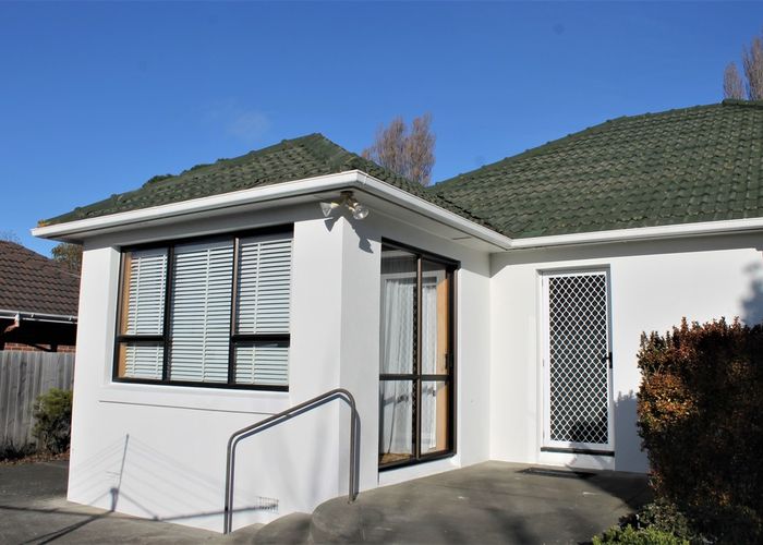  at 1/920 Avonside Drive, Avondale, Christchurch