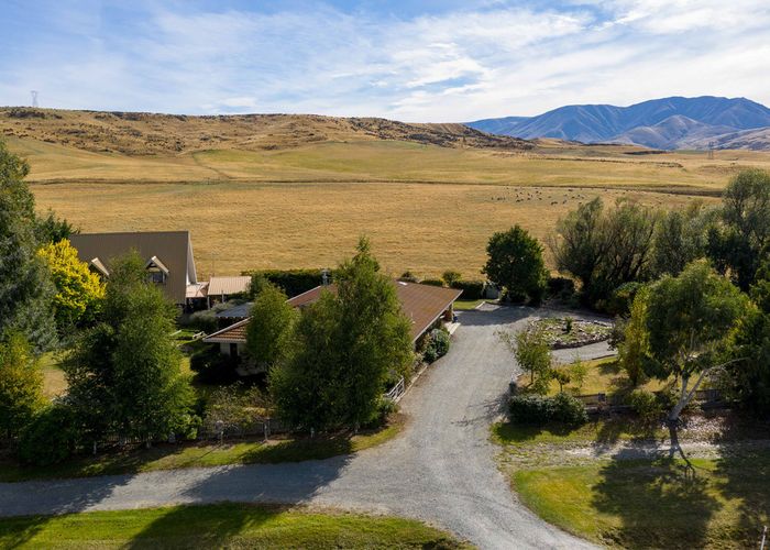  at 7165 Wedderburn-Becks Road, Wedderburn