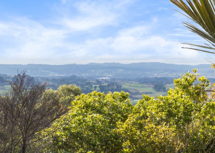  at 195 Wairere Road, Henderson