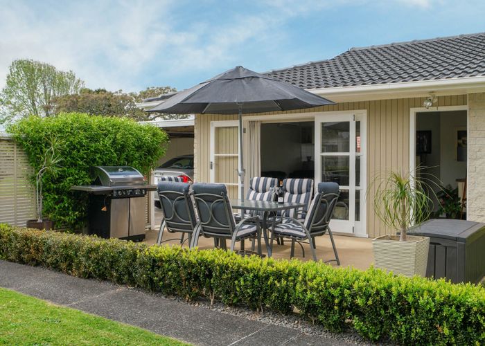  at 1/45 Howe Street, Howick, Auckland