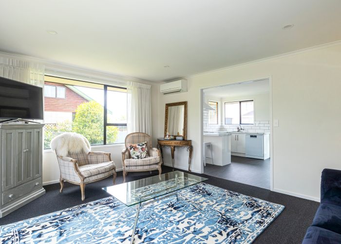  at 2/347 Church Street, West End, Timaru