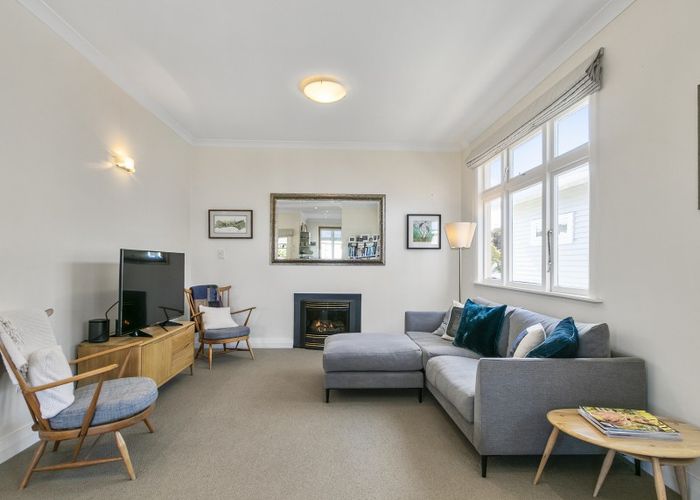  at 8 Ava Street, Petone, Lower Hutt