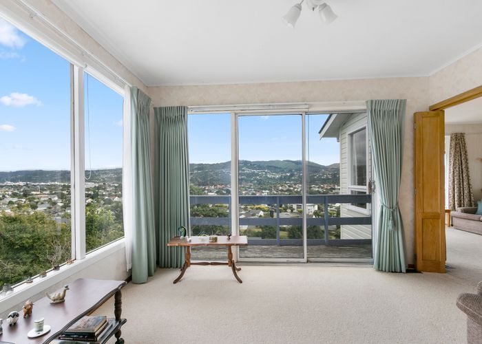 at 19 Summit Road, Fairfield, Lower Hutt