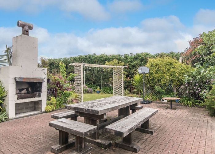  at 29 Frimley Terrace, Waikanae Beach, Waikanae