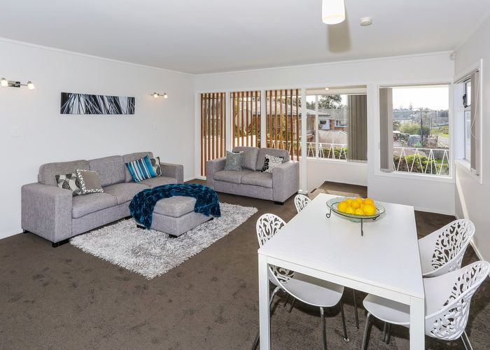  at 1/27 Ferndale Road, Mount Wellington, Auckland