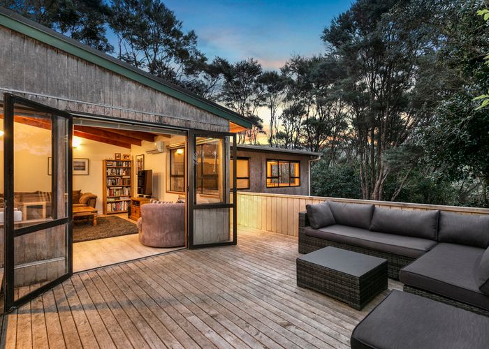  at 36 Opanuku Road, Henderson Valley, Auckland